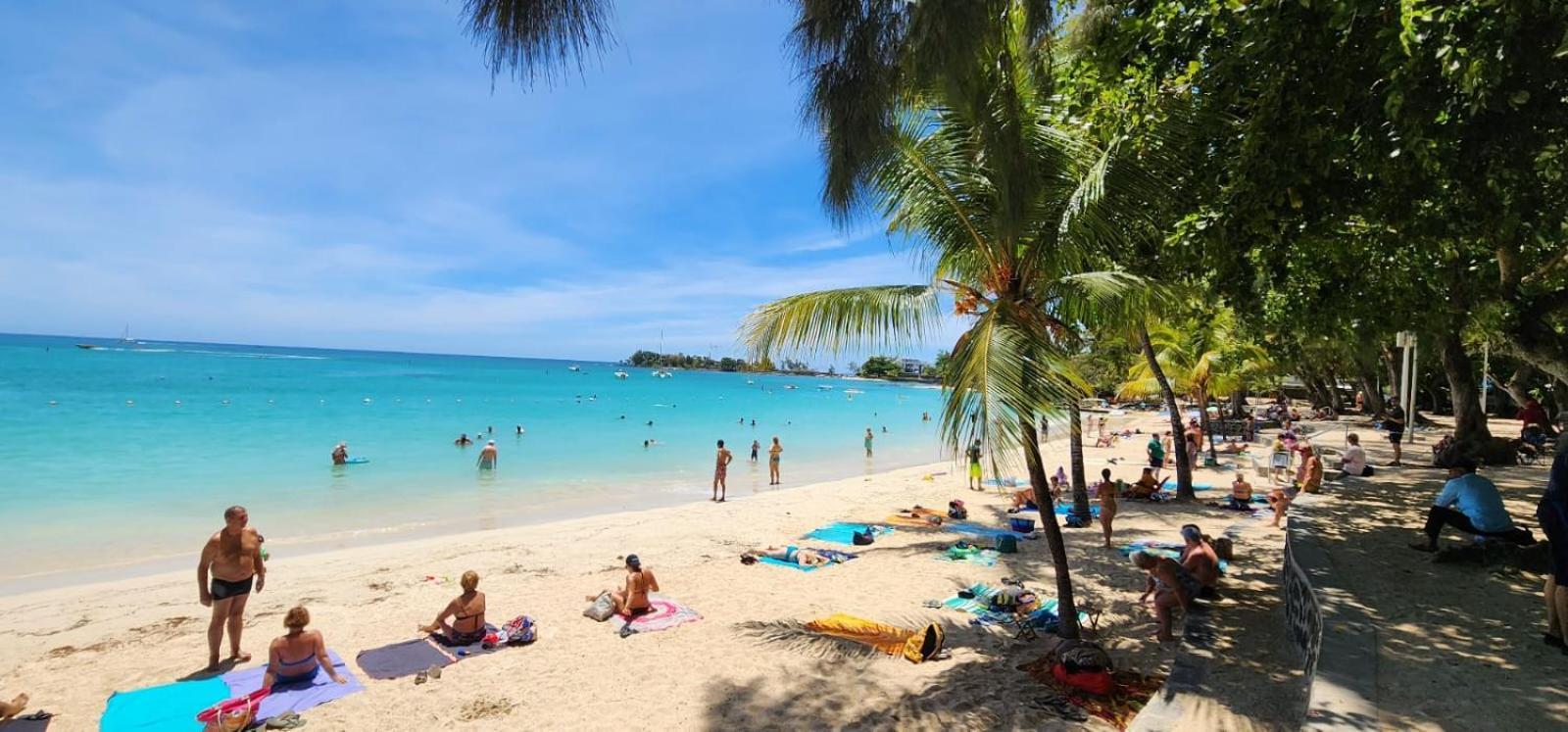 Number 3, Pebble Bay Appartments, Ground Floor Pereybere Beach